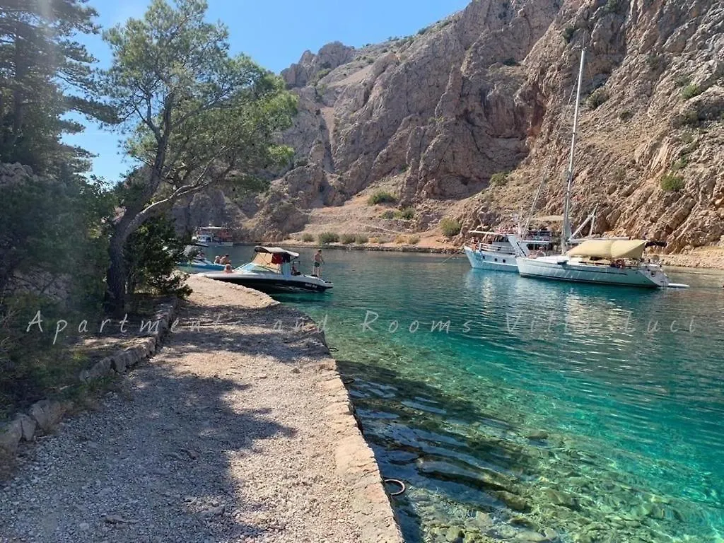 Apartments And Rooms Villa Luci Barbat na Rabu Gasthof