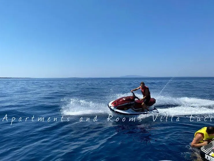 Apartments And Rooms Villa Luci Barbat na Rabu 0*,