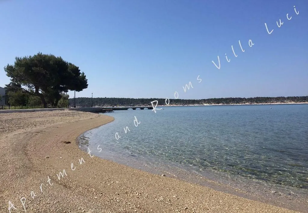 招待所 Apartments And Rooms Villa Luci Barbat na Rabu 克罗地亚